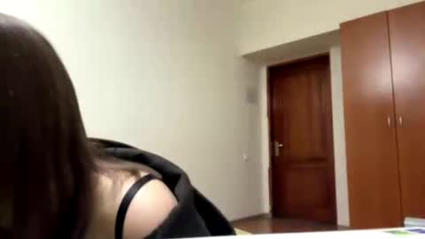 Snapshot of wendolynmusil chatting on 19, 4, 2026 Anna online show from 19, 4, 2026