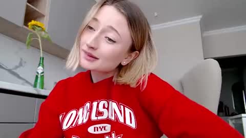 Daisy    online show from 22, 6, 2026