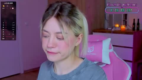 Snapshot of wendylovelylovew chatting on 16, 4, 2026 Wendy online show from 16, 4, 2026