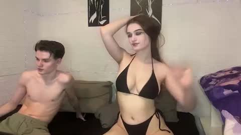 Snapshot of wendyy_garcia chatting on 25, 6, 2026 Wendy online show from 25, 6, 2026