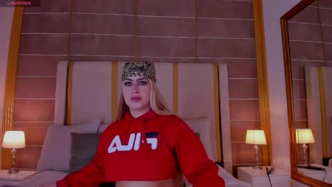 Wen fox  online show from 13, 3, 2026