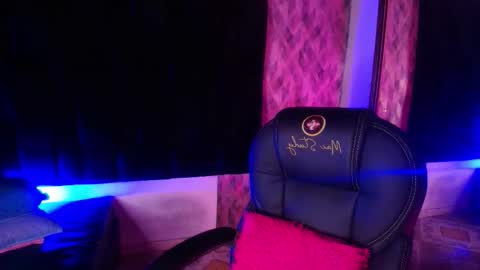 WEN SHENG online show from 9, 9, 2025