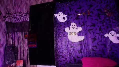 WEN SHENG online show from 31, 10, 2025