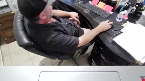 Snapshot of wes40960 chatting on 10, 10, 2025 wes40960 online show from 10, 10, 2025