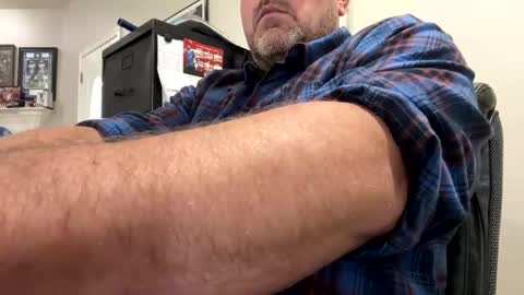 Snapshot of wes40960 chatting on 17, 11, 2025 wes40960 online show from 17, 11, 2025