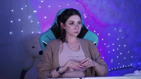 little girl who is always rightLisa online show from 20, 12, 2024