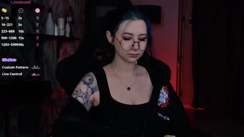 little girl who is always rightLisa online show from 16, 12, 2025