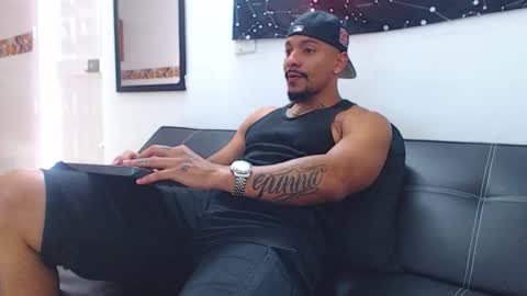 Wesley Rogger online show from 4, 11, 2025