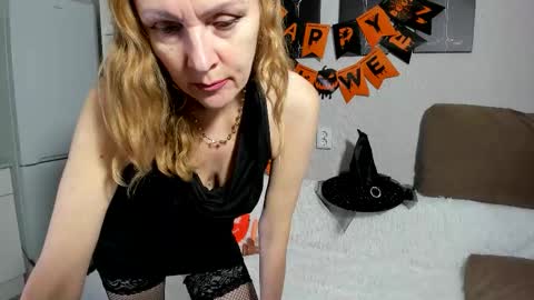 Snapshot of wet_milff chatting on 23, 10, 2025 Alise online show from 23, 10, 2025