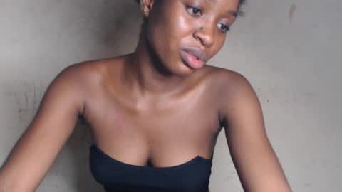 Snapshot of wet_pussy200 chatting on 13, 6, 2026 Bella online show from 13, 6, 2026