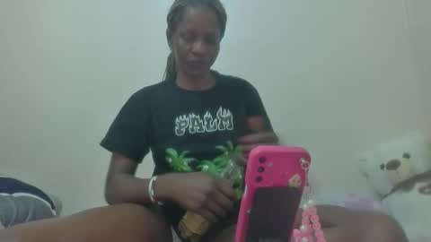 wetberry20 online show from 4, 12, 2025