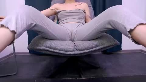 Beatrice Moan from LovenseWet from Tip MenuOpen for Private online show from 4, 7, 2026