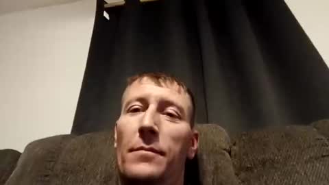 Snapshot of wetduck77777 chatting on 17, 12, 2025 wetduck77777 online show from 17, 12, 2025