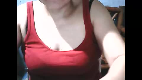 Snapshot of wethornypussy4u chatting on 15, 12, 2025 wethornypussy4u online show from 15, 12, 2025