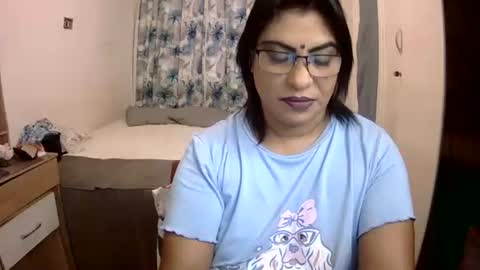 Snapshot of wetindian1971 chatting on 20, 4, 2026 kavita online show from 20, 4, 2026