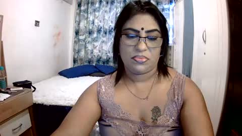 Snapshot of wetindian1971 chatting on 14, 6, 2026 kavita online show from 14, 6, 2026