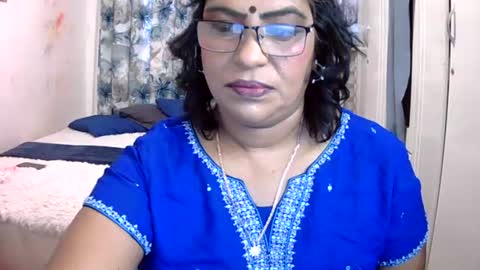 Snapshot of wetindian1971 chatting on 23, 6, 2026 kavita online show from 23, 6, 2026