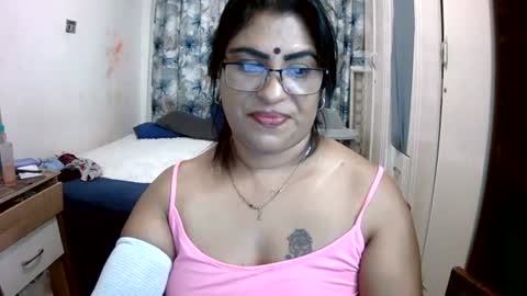 Snapshot of wetindian1971 chatting on 26, 6, 2026 kavita online show from 26, 6, 2026