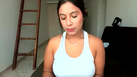 Snapshot of wetmoanl chatting on 25, 2, 2026 Megan Raves online show from 25, 2, 2026