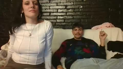 Snapshot of wetoohotties chatting on 4, 1, 2025 Sweet but .... online show from 4, 1, 2025