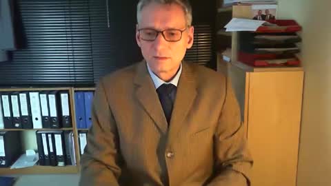 Snapshot of wetsuitedman chatting on 13, 2, 2026 Franz online show from 13, 2, 2026