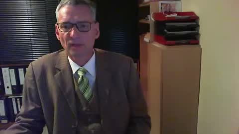 Snapshot of wetsuitedman chatting on 1, 5, 2026 Franz online show from 1, 5, 2026