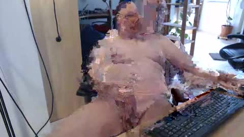 Snapshot of wetwo chatting on 11, 4, 2026 WeTwo online show from 11, 4, 2026