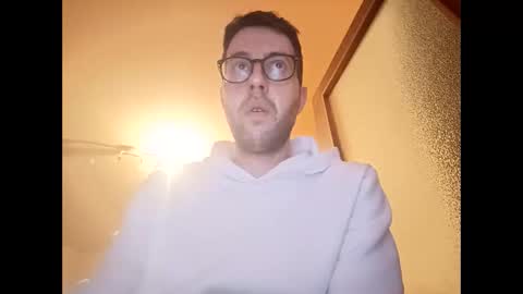 Snapshot of whatwouldyouliketosee chatting on 23, 11, 2025 stoffy online show from 23, 11, 2025