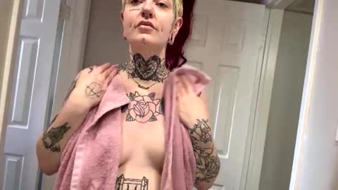 Snapshot of whimsydeathh chatting on 16, 5, 2026 whimsydeathh online show from 16, 5, 2026