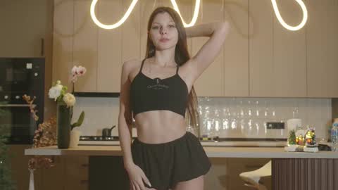 Naomi online show from 28, 11, 2025