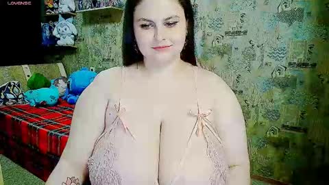 Snapshot of whisperinthedarkk chatting on 14, 1, 2026 whisperinthedarkk online show from 14, 1, 2026