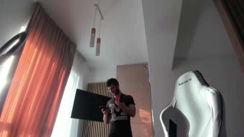 Snapshot of whisperoflust chatting on 25, 4, 2026 Michael online show from 25, 4, 2026