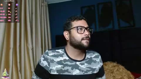 Snapshot of whispers_caplan chatting on 23, 1, 2025 yors online show from 23, 1, 2025