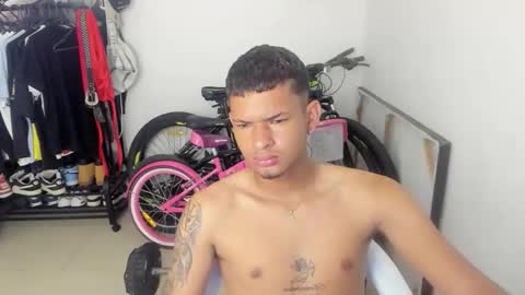 Snapshot of white_master444 chatting on 23, 4, 2026 white online show from 23, 4, 2026
