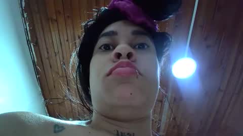 white_sexy_ online show from 18, 10, 2025