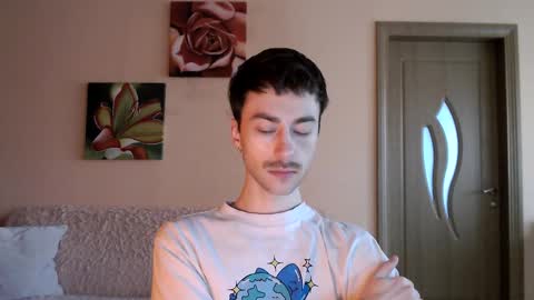 Snapshot of white_sport chatting on 18, 12, 2025 Tom online show from 18, 12, 2025