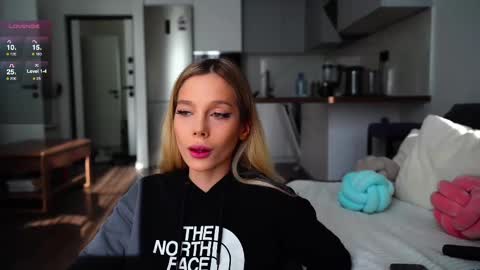 Snapshot of whitebanny chatting on 22, 2, 2025 Kate  online show from 22, 2, 2025