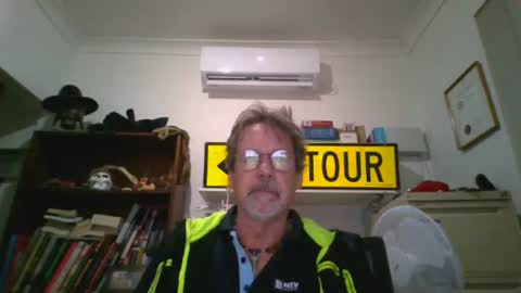 whiteboomer online show from 15, 6, 2026