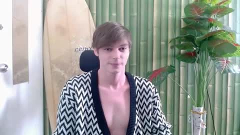 Snapshot of whiteboyinasia chatting on 24, 10, 2025 Christian online show from 24, 10, 2025