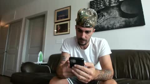 Snapshot of whitechocalate91 chatting on 2, 10, 2025 just  str8 stud nut  1000 online show from 2, 10, 2025
