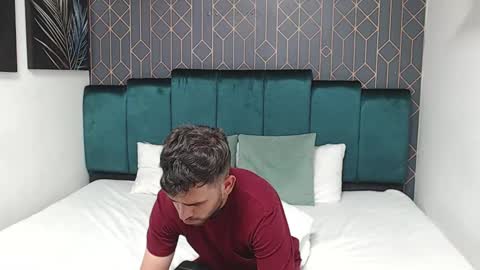 Dylan white online show from 4, 2, 2025