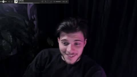 Snapshot of whiteegrimm chatting on 15, 4, 2026 Gus online show from 15, 4, 2026