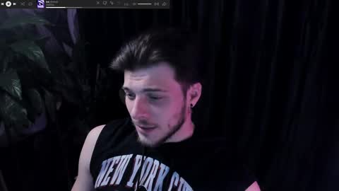 Snapshot of whiteegrimm chatting on 18, 4, 2026 Gus online show from 18, 4, 2026