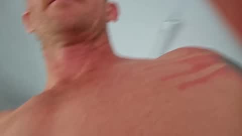 Snapshot of whitehung87 chatting on 28, 2, 2025 whitehung87 online show from 28, 2, 2025