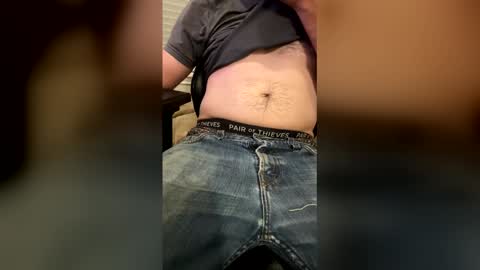 Snapshot of whitenikez chatting on 22, 4, 2026 whitenikez online show from 22, 4, 2026
