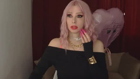 White Queen online show from 16, 2, 2025