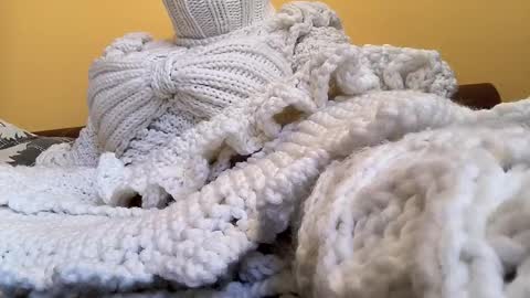 whitesweater online show from 10, 3, 2026