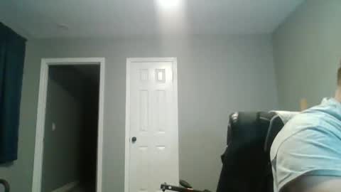 white wolf   jeremy online show from 18, 2, 2025