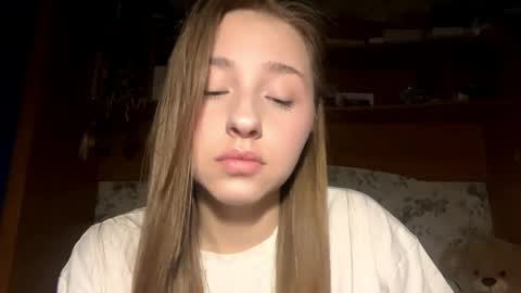 Snapshot of whitneyehlers chatting on 3, 4, 2026 Vicky online show from 3, 4, 2026