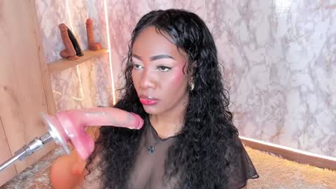 Snapshot of whitneyyfox chatting on 1, 2, 2025 whitneyyfox online show from 1, 2, 2025